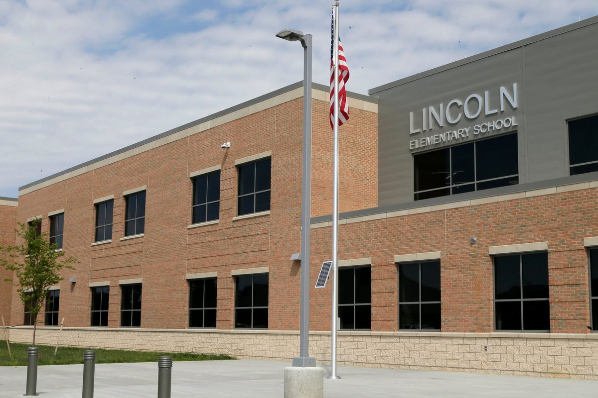 So blessed to go back to school tomorrow and meet the students on Thursday. Please join me in sending positive thoughts to all students throughout Ohio returning to school soon. ♥️ #mrssteigerwaldteaches