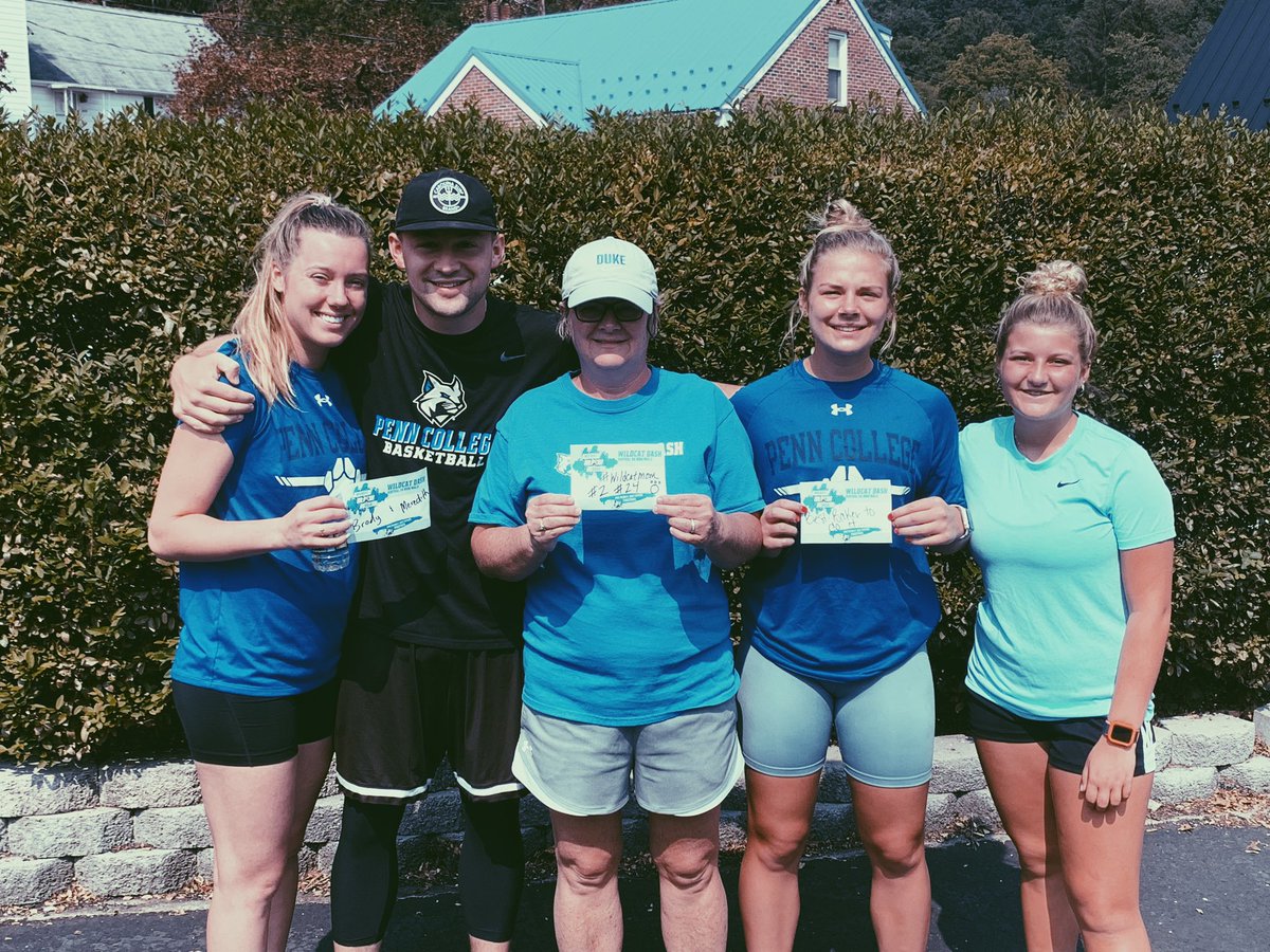 avebake2's tweet photo. Race Day 🏃♀️#wildcatdash #bestbakertodoit @PCTWBasketball https://t.co/h3GSlmWVv0