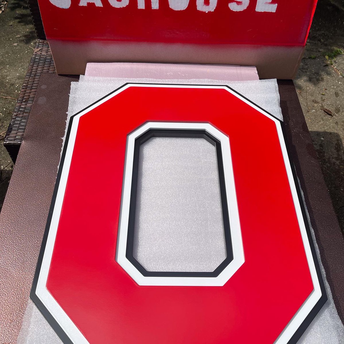 GashouseILM's tweet image. @ErikRGamborg @Dolphan_Bill @UniWatch @PhilHecken @adameargle @bowenhobbs @bgundell @ToddRadom @short_courts @addicted2helmet @ban1helmetnfl @weinmanmike @PaperStadiums @BarstoolOhio @OSUAlumniMN 

Ohio State Buckeyes
3D Wall Art 
25”H x 19”W

#GoBucks #ohiostate #Buckeyes