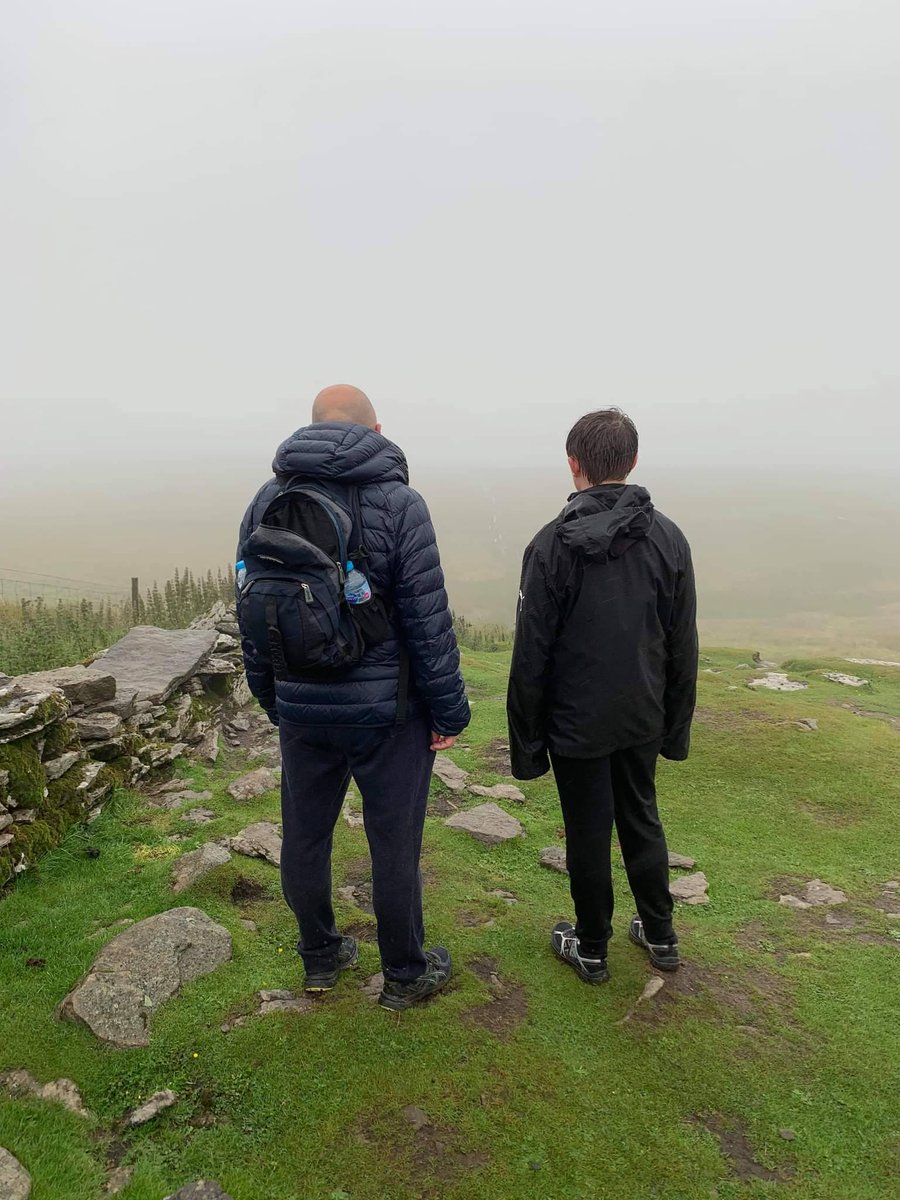 🗣️ Shout Out to the Saville's.

Yesterday, they ventured out with Oakwell RunFIT to climb Whernside. With howling winds, low clouds & heavy downpours we think they did amazing. 

Well Done 💪

#celebrateachievements #proudofyouall 
#doitagain2022
#morethanjustarunningclub 💚