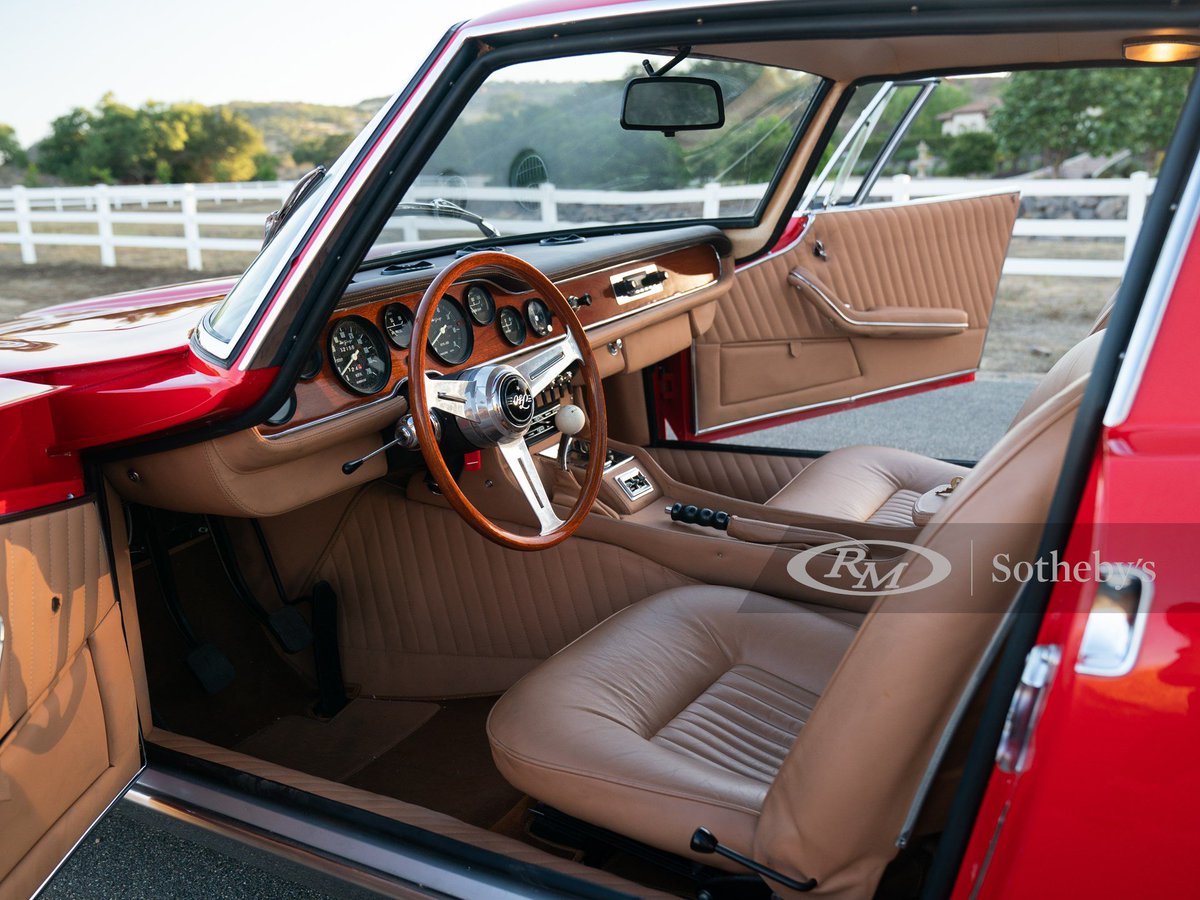 UltimativCars's tweet photo. #MontereySale2021

The #Iso #Grifo (1965-74) was made in 413 units, split on two series: 1965-70 (#S1; 330 u.) &amp; 70-74 (S2; 83 u.).

This unit, which will be auctioned on Aug 13th, was 1st-reg. in #California on Aug 1st, 1966 as n°67/413; beside that nothing special to tell you. https://t.co/LQYRGspEwY