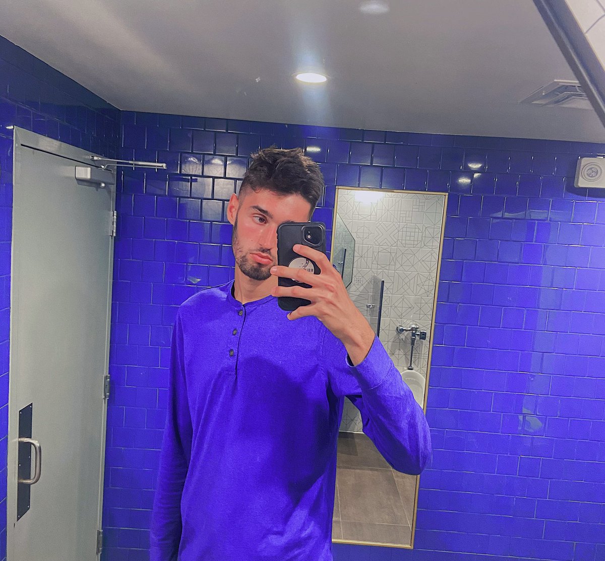 MugzyTwoFour's tweet photo. IRL photo cause it’s been a while. Hi twooter 🕺🏻 https://t.co/Ujx3NdwFk5
