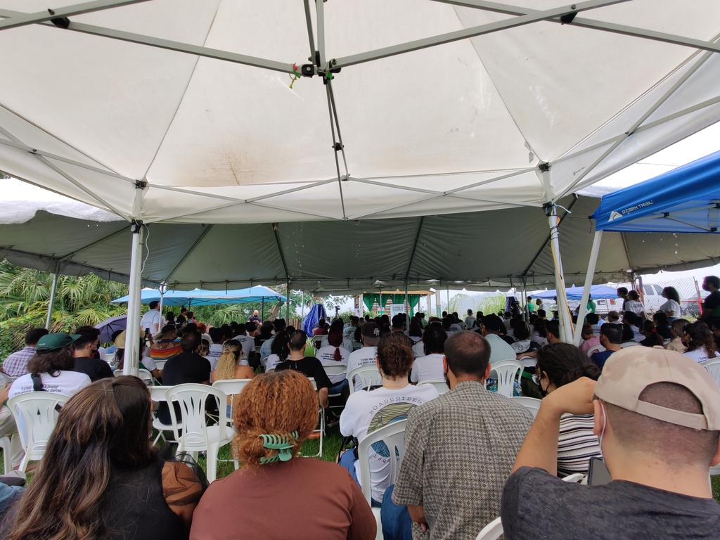 _morivivi_'s tweet photo. Enchumba'o, enchumba'o
Pero nunca arrodilla'o 💚✊🏽

Asamblea Nacional de la JPIP

#jpip #patrianueva #vivapuertoricolibre https://t.co/P3c4ZTsL2K