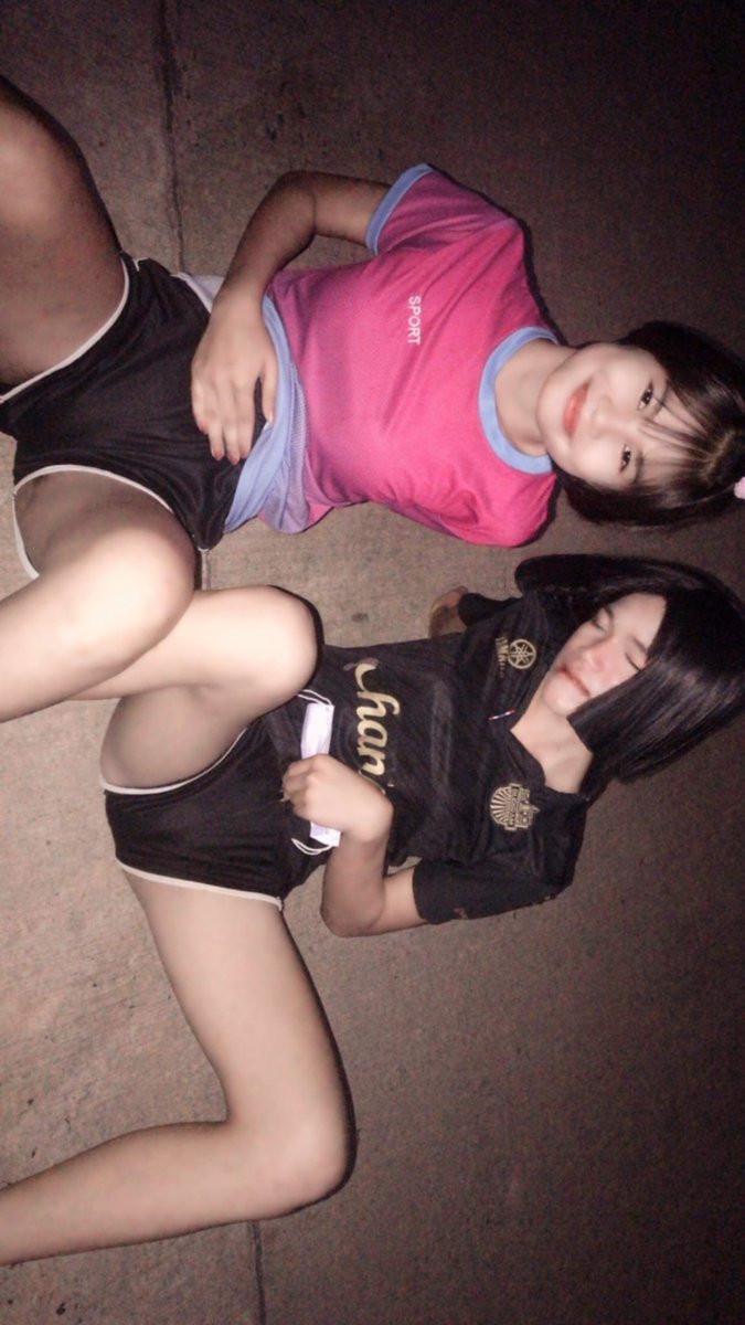 ยิ้มอย่างพึงพอใจ