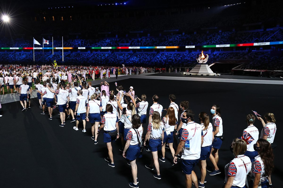 Our athletes are making their way into Tokyo's Olympic stadium for the final time 🏟️🔥

It's been a wonderful two weeks, but we can't leave Tokyo without saying a proper goodbye! 🇬🇧 🙏

<a href="/BenSherman1963/">Ben Sherman</a>

#tokyo2020 #teamgb