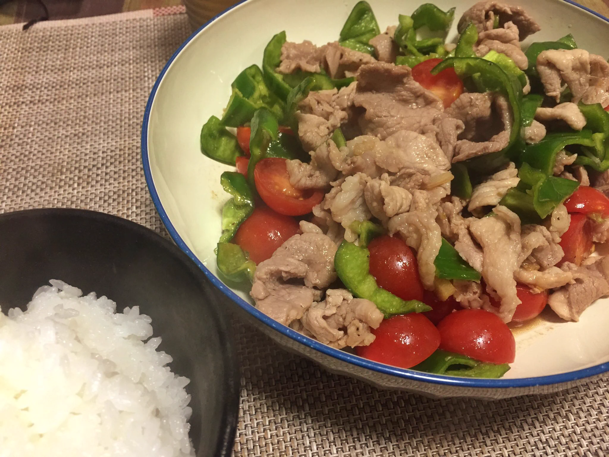 生ピーマン最強の食べ方はこちら！呪いのように箸が止まりません！！