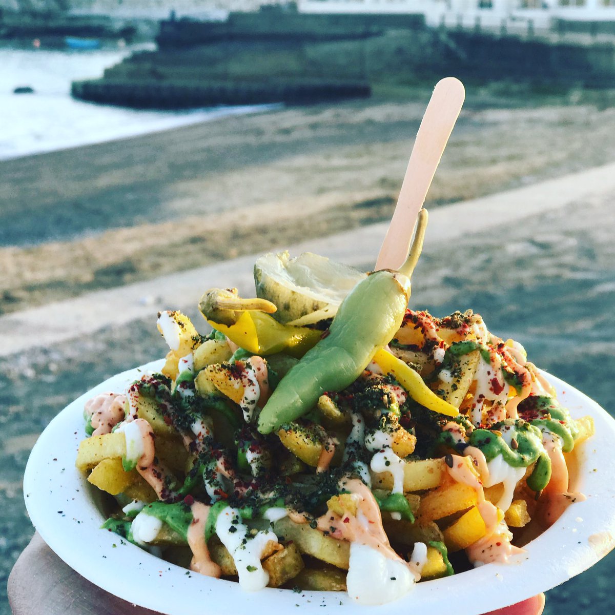 Back in the West Wight tonight and the weather forecast is dry but blustery. 

Flipping burgers and serving sides this evening and tomorrow at The Boathouse, Freshwater  Bay, from 5pm to 8:30pm. 

#strippedventnor #strippediow #strippedontheroad #ventnor #ventnoriow #cheeseburger