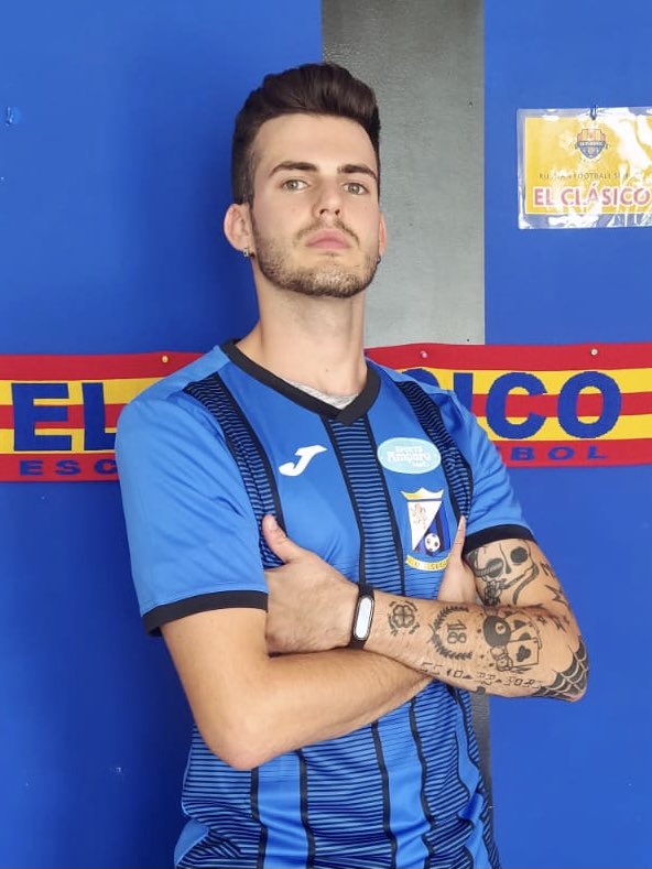 SEGURUE's tweet photo. David Llanguas también vestirá la camiseta de la UESegur una temporada más. Gracias por confiar en nuestro nuevo proyecto. https://t.co/YkaCZ7gHfU