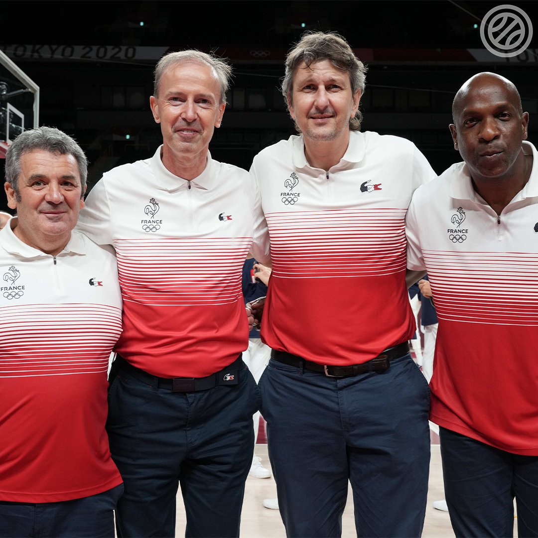 Rien de mieux que ce staff. 

Merci Vincent Collet, Ruddy Nelhomme, Pascal Donnadieu, Laurent Foirest et tous les autres. 

#TeamFranceBasket #Tokyo2020 #Basketball