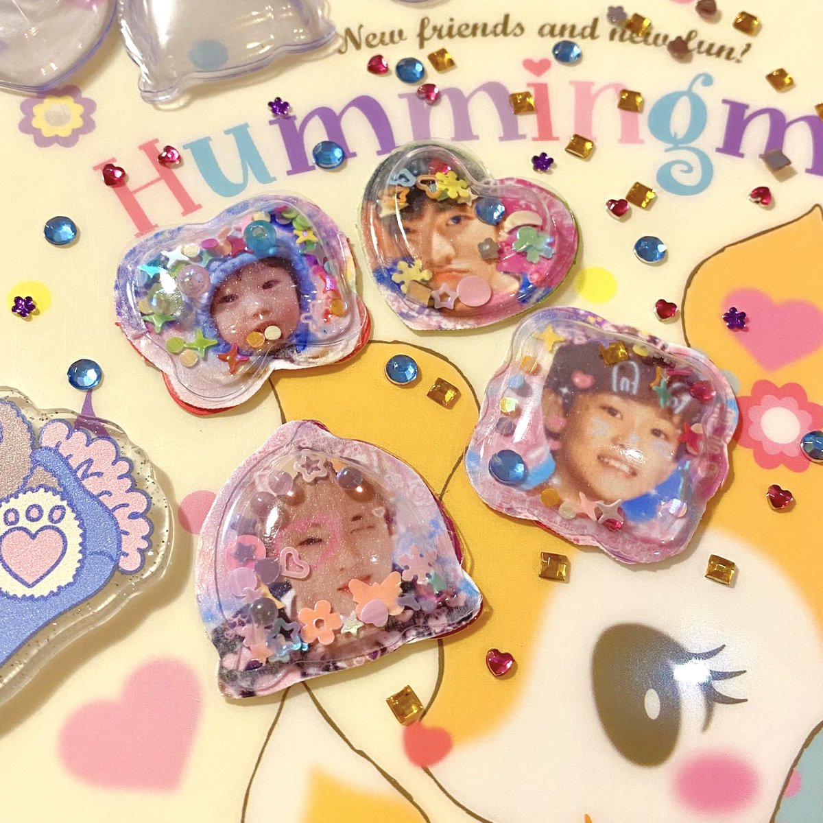 ค้นพบเครื่องทำสติ๊กเกอร์ 3D ราคาย่อมเยาว์แล้ว! ใครที่ไม่อยากติดรูปทับน้องซานริโอ้ สิ่งนี้ตอบโจทย์มากๆๆๆๆ ทำออกมาแล้วน่ารักไม่แพ้กันเนย ทางร้านมีเทมเพลตให้ด้วยนะ สะดวกขึ้นไปอีก! 🛼🎟🧸