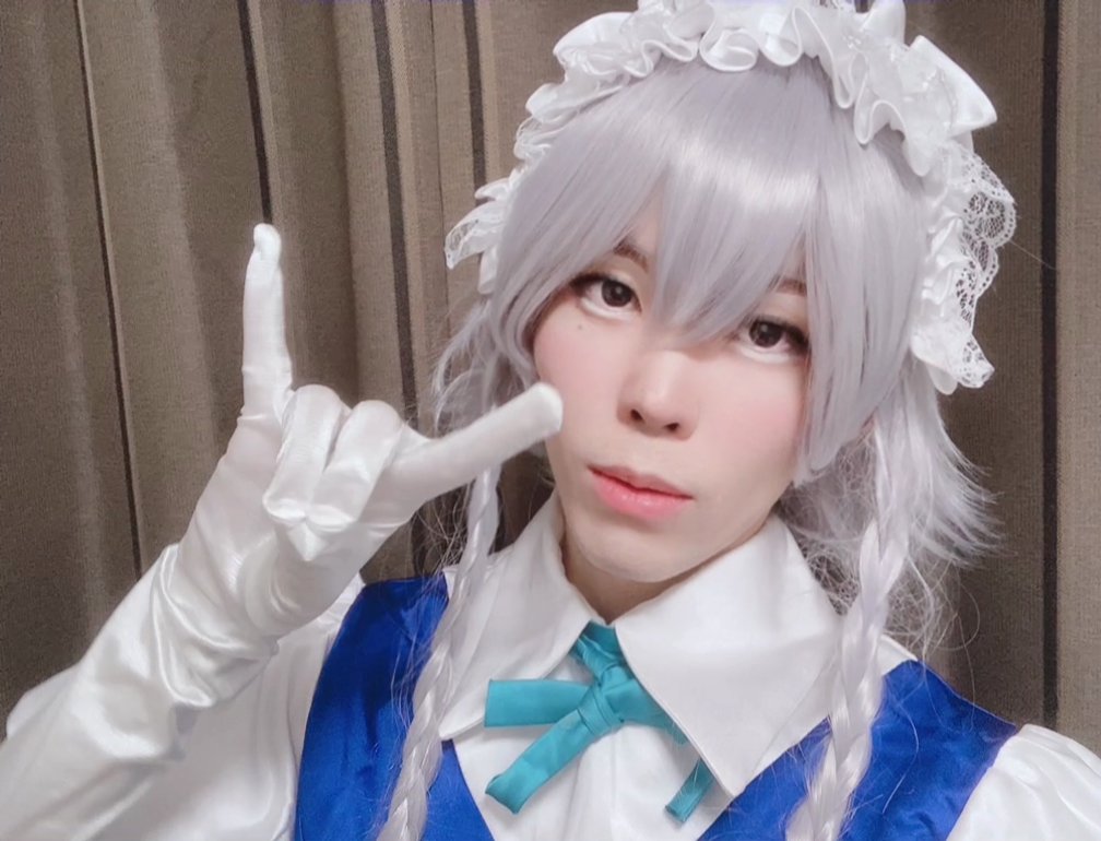 白手袋してキツネ手 コンコン コスプレ 手袋 リレット Skeb Pixivリクエスト募集中のイラスト