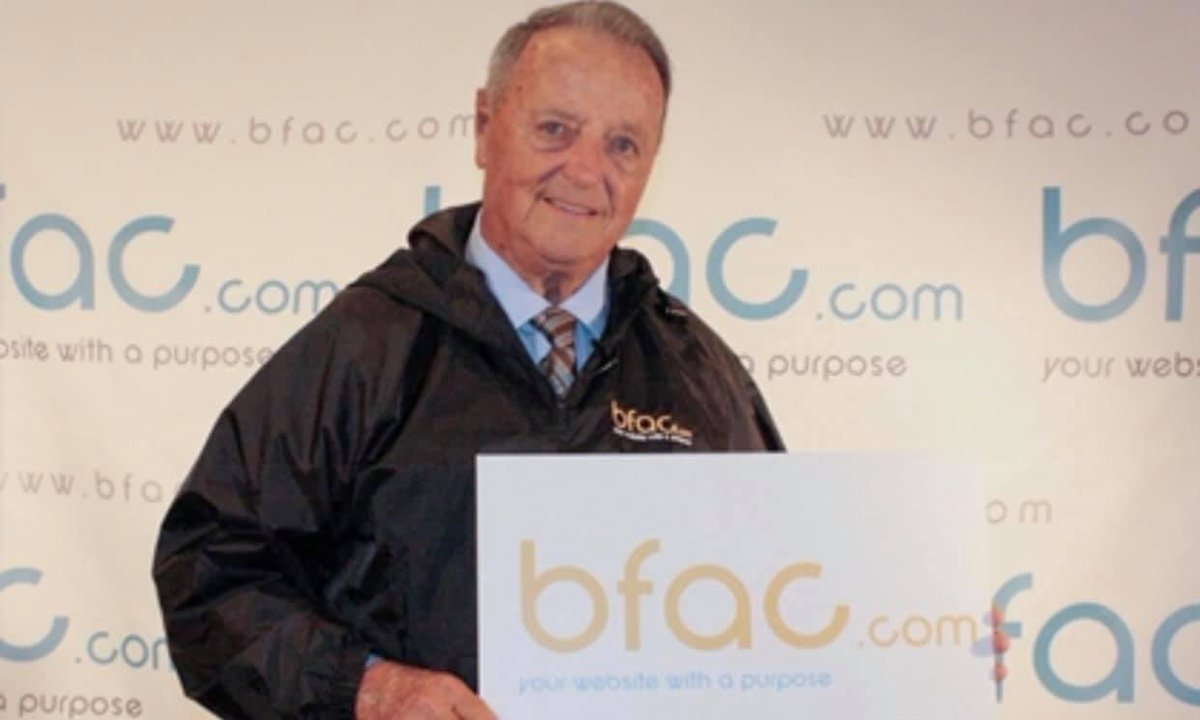 anchorbrad's tweet photo. We all loved Coach Bobby Bowden. The amount he did for https://t.co/GUOPov4M4m is indescribable. He did TV commercials, radio spots, print ads, signed autographs & took countless photos to help legitimize our brand. Our thoughts & prayers are with his family. #BobbyBowden #bfac https://t.co/VACuGRa9os