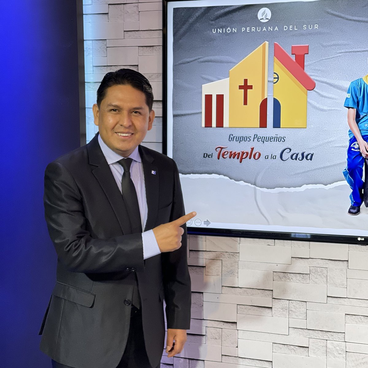 HeyssenCordero's tweet photo. ¿Qué es #GruposPequeños #DelTemploALaCasa?
Es la Unidad de Acción de ES que se reúne en casas durante la semana para cumplir la misión
La Escuela Sabática, la estructura para el Discipulado
#MetasCRM
Vamos juntos y #CONECTADOS🔌
@EnzoChavez @BogerJr @bill_quispe https://t.co/ki3IKxKoV3