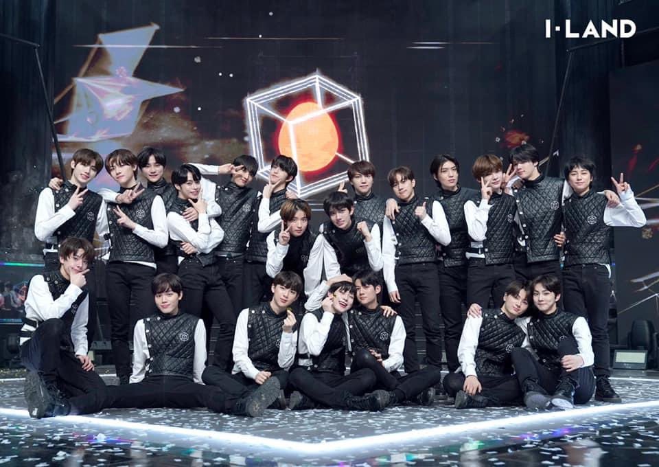 Jungwon_0625's tweet photo. 𝐉𝐔𝐍𝐆𝐖𝐎𝐍 

　　　    同ペン・他ペン◎
 
　　　♡orRTで迎えに行きます

03のナムジャで全体的に見てちょい西の方に住んでます。インスタ、リア垢だけど繋がろー
#ENHYPEN #ENGENE #ENGENEと繋がりたい #ENGENEさんと繋がりたい #島民 #島民さんと繋がりたい #ジョンウォン https://t.co/1aMSDttWj2