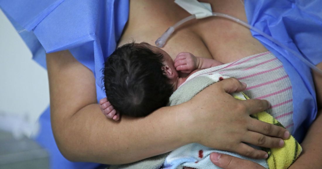 SinEmbargoMX's tweet photo. Sólo 47% de bebés en México acceden a la leche materna, crucial defensa ante COVID https://t.co/xkyp1FNZDq https://t.co/iNiTYYrYED