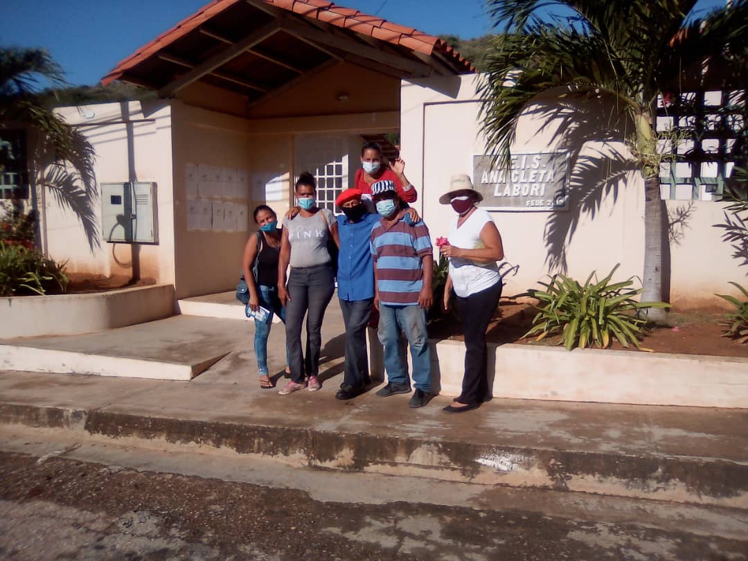 #NuevaEsparta 🚩🚩🚩

En el municipio Maneiro, los centros están activos para que el pueblo ejerza su derecho al voto en estas #EpaPSUV2021.

<a href="/PSUV_NE/">PSUV NUEVA ESPARTA</a>