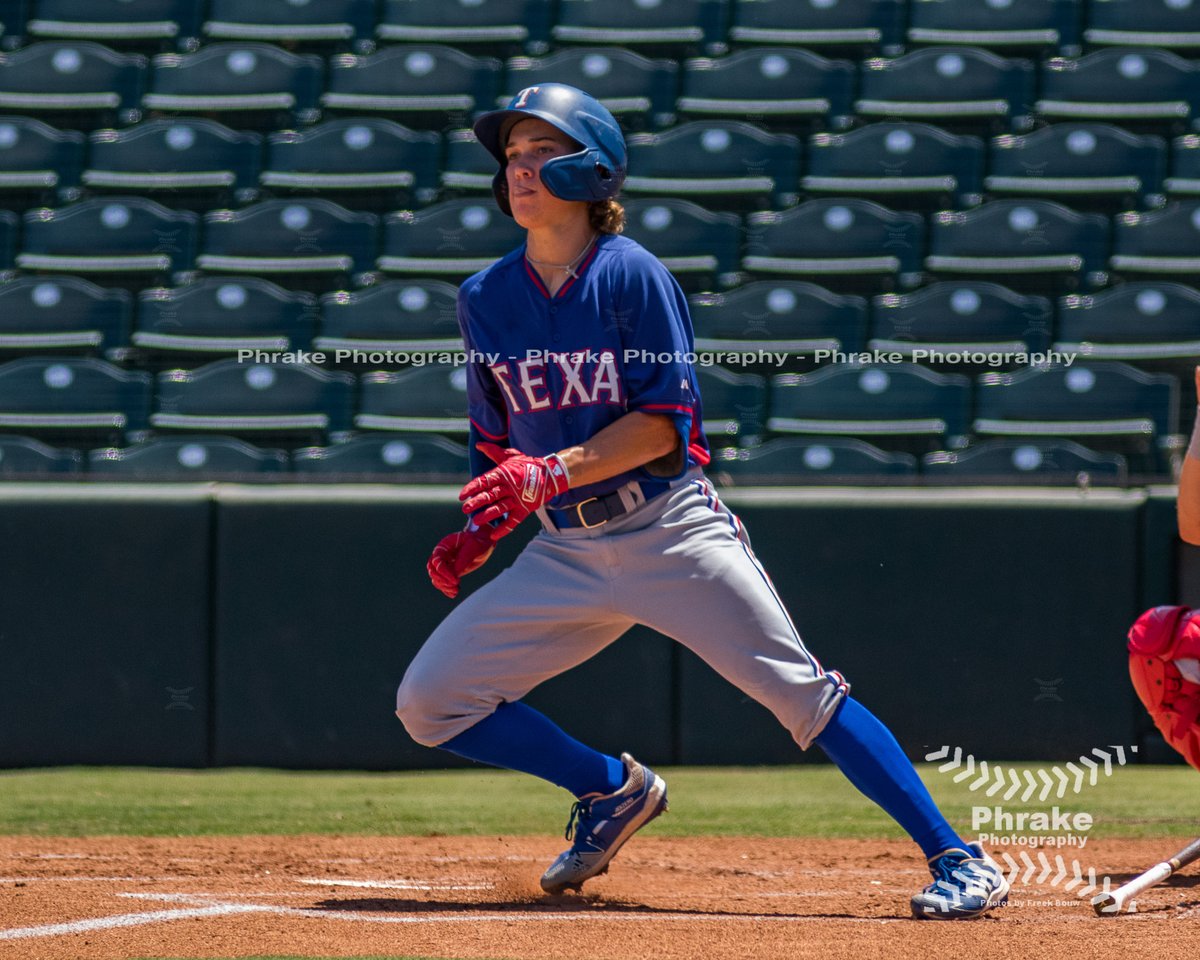 phrakephoto's tweet photo. Career hits 1 and 2 (2B, 1B) for Cameron Cauley (20) ACL Rangers @CauleyCam @HoustonChronHS @BallengeeGroup #StraightUpTX #togetherwe #txrangers #texasrangers #gorangers #texasrangersbaseball #rangersbaseball #LetsGoRangers #losrangers 
@lonestarball @ProspectTimes @aclrangers https://t.co/p5ELepWcXi