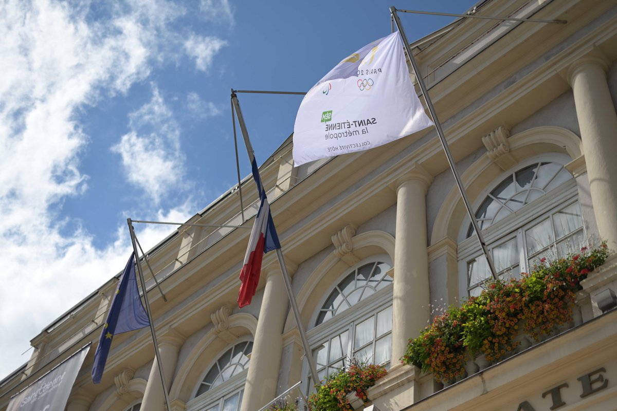 Au revoir Tokyo, bonjour #paris2024 !
#saintetienne partage les valeurs de l'olympisme et l'affiche ! Rendez-vous pour les #JOP <a href="/Paris2024/">Paris 2024</a> à Saint-Étienne Métropole !