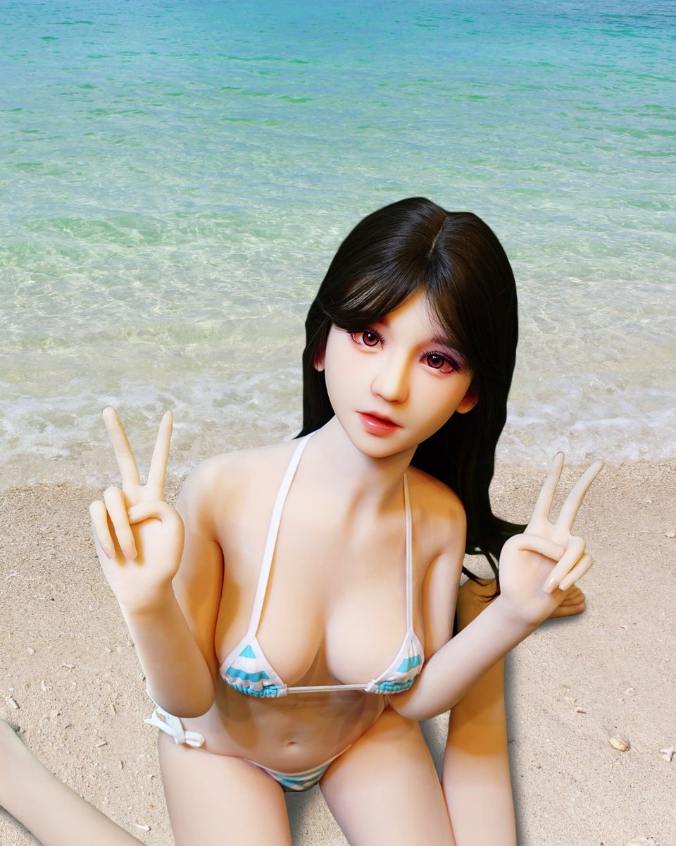 bebelobelo's tweet photo. 桃ちゃんにマイクロビ��ニ
渚さんにセーラー水着
着せてみました。

背景を合わせるのは難しいですね(>_<)

 #水着でラブドール2021
＃REALGIRL
＃SEDOLL https://t.co/IehEeVvv5a
