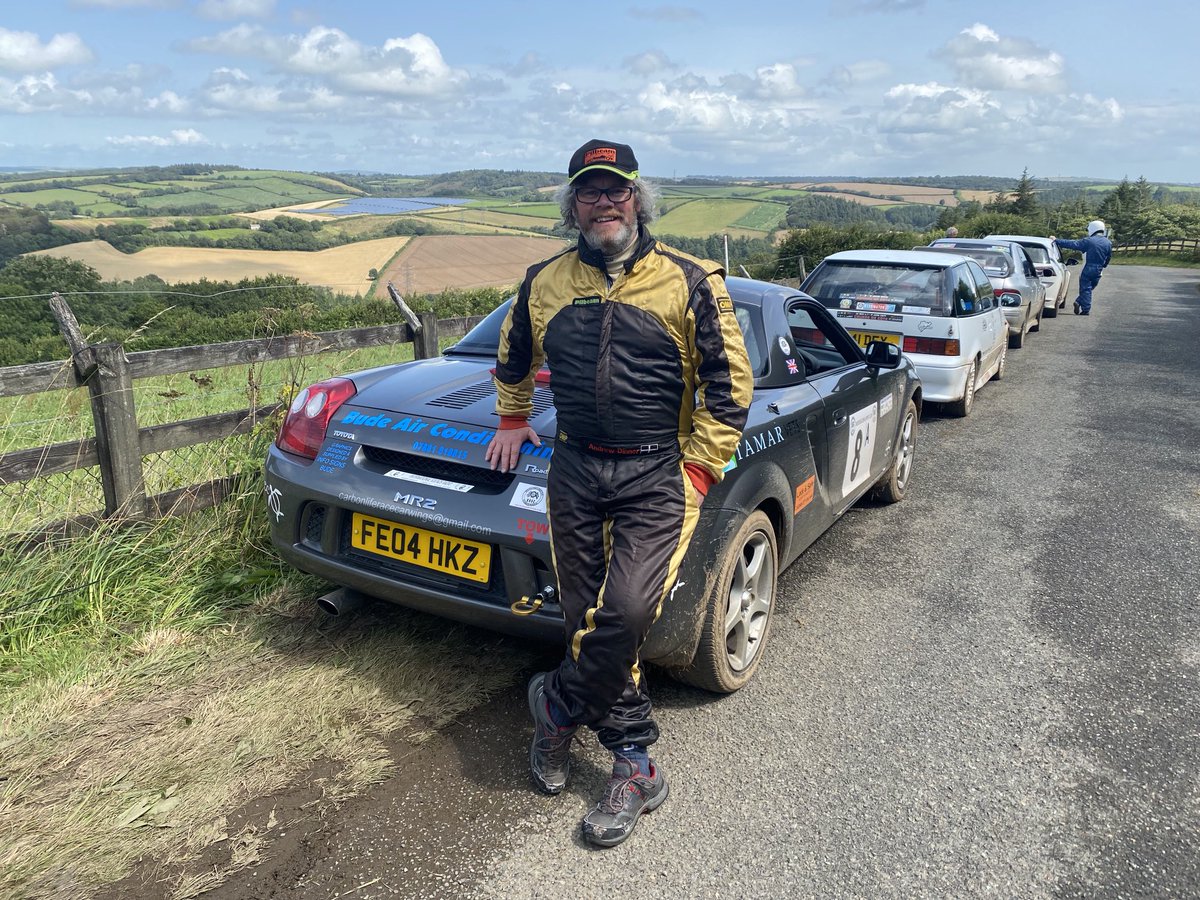 Pleased to end the day, just 7/10ths away from the cars regular driver, I will live with that here at Castle Speed Hillclimb😊👍 ⁦<a href="/roverade/">Adrian Elliott</a>⁩ ⁦<a href="/BenjiBonfield/">Ben Bonfield</a>⁩ ⁦<a href="/KHK_Media/">Andrew Trenoweth</a>⁩ ⁦<a href="/coraldinner/">coral dinner</a>⁩