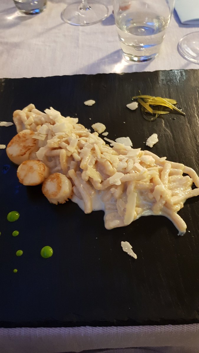 Beatric09656317's tweet photo. #passatelli #formaggiodifossa 
#capesante #domenicadiagosto https://t.co/KWEP9IukbW