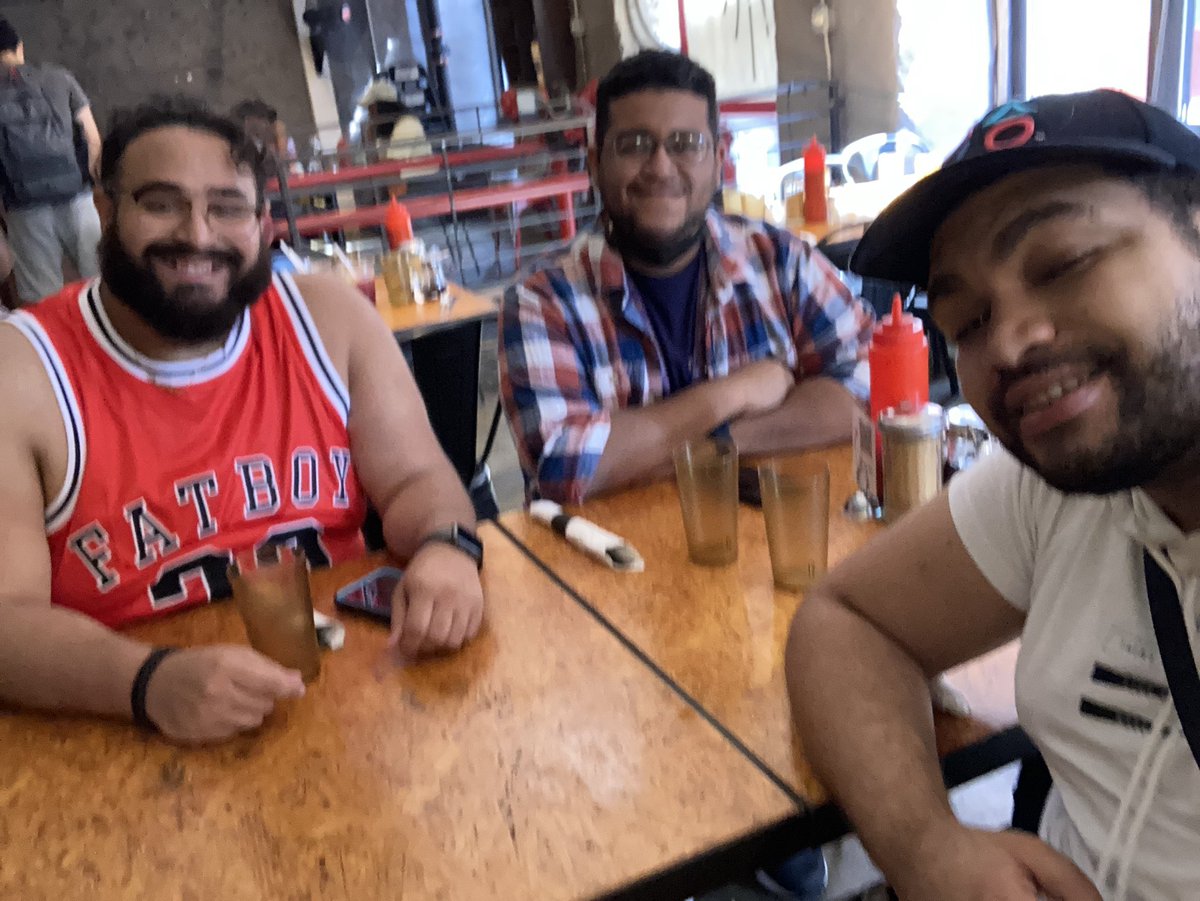 MadHatterNvrSlp's tweet photo. Had a blast in Philly with friends #thickboysummer #DominicansInPA #gaydominican #ososdominicano https://t.co/xYWUvA6uQa