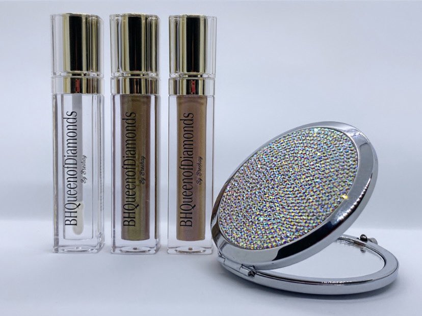 BHQofDiamonds's tweet photo. 25% OFF Back To School Sale! ✏️📓
https://t.co/n8zS4w7IgP #summer #hotgirlsummer #beach #eyeshadow #eyeshadowpalette #SummerVibes #MiamiBeach #glam #Glamorous #Queens #natural #neutral #blackgirlsaremagic #brownhotties #fashion #brownskingirl  #selflove #selfcare https://t.co/tXmySDjeb7