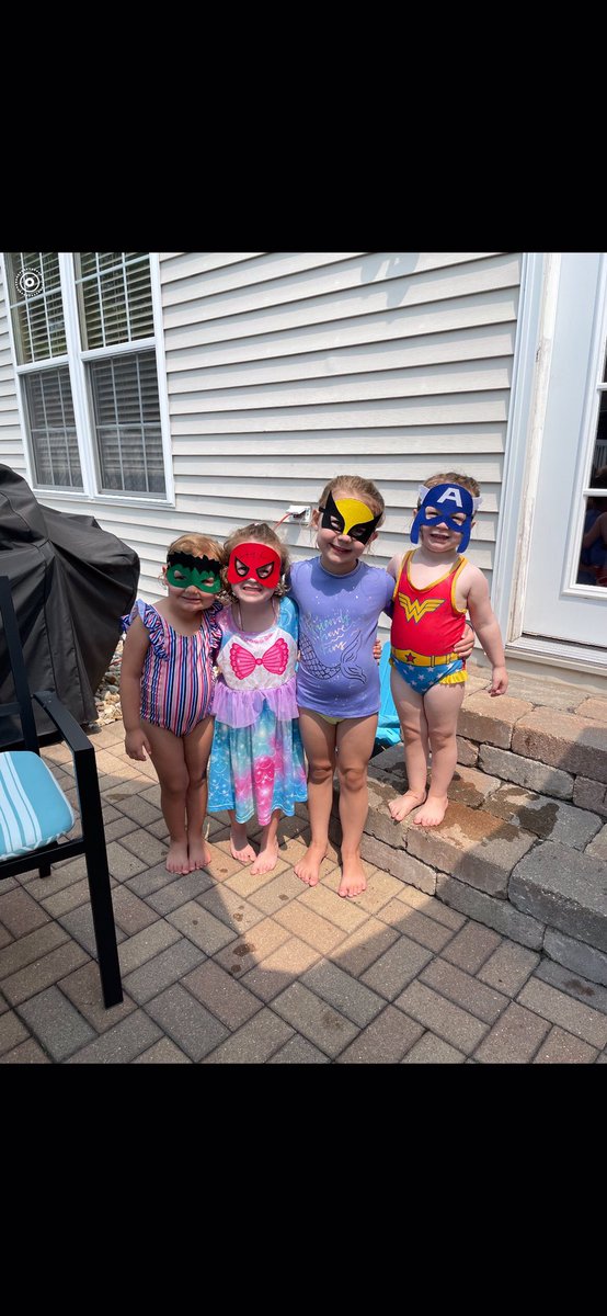MahanTim's tweet photo. Fun times yesterday at my oldest granddaughters Birthday 🎉 party. #TeamKaylee.  #SuperHeroTheme https://t.co/cXhbmPSbd3
