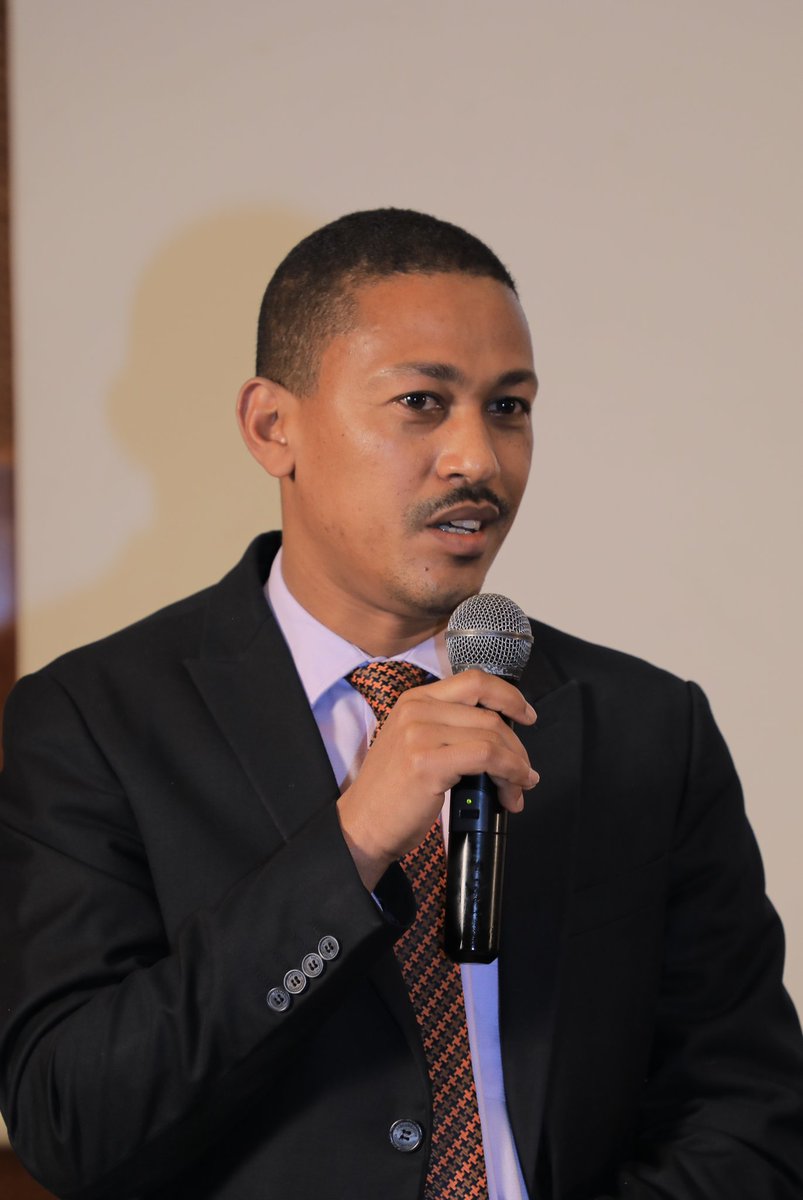 ለ2013 ዓ.ም ተመራቂዎች በሙሉ ከሳይንስና ከፍተኛ ትምህርት ሚኒስትር ክቡር ዶ/ር ሳሙኤል ኡርቃቶ የተላለፈ ቁልፍ መልዕክት

 የኢትዮጵያ ከፍተኛ ትምህርትና ሥልጠና ተቋማት ምሩቃንና ሥልጠና አጠናቃቂዎች፤
moshe.gov.et/?lang=am