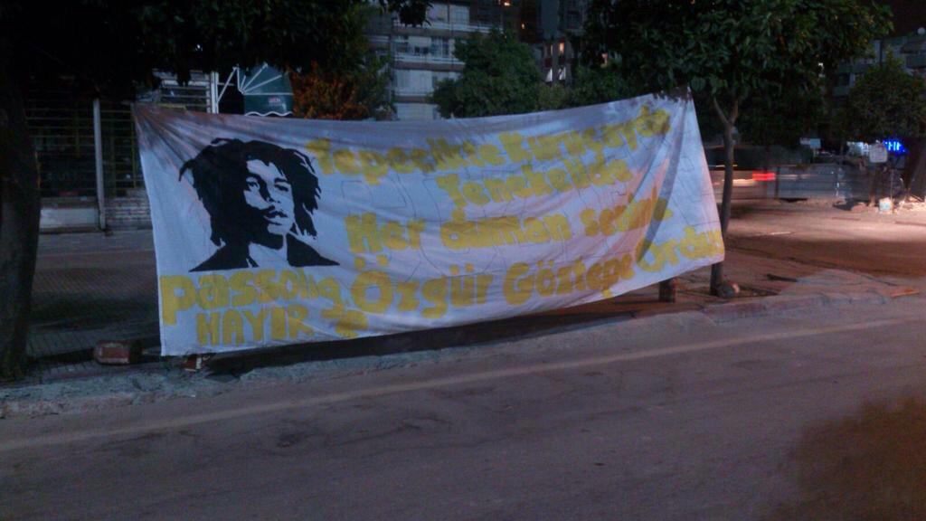 sfyemre's tweet photo. Hasretim ben sana, deli gibi hasretim. 

25.08.2015/Adana #Göztepe https://t.co/pPYPIxLIc6