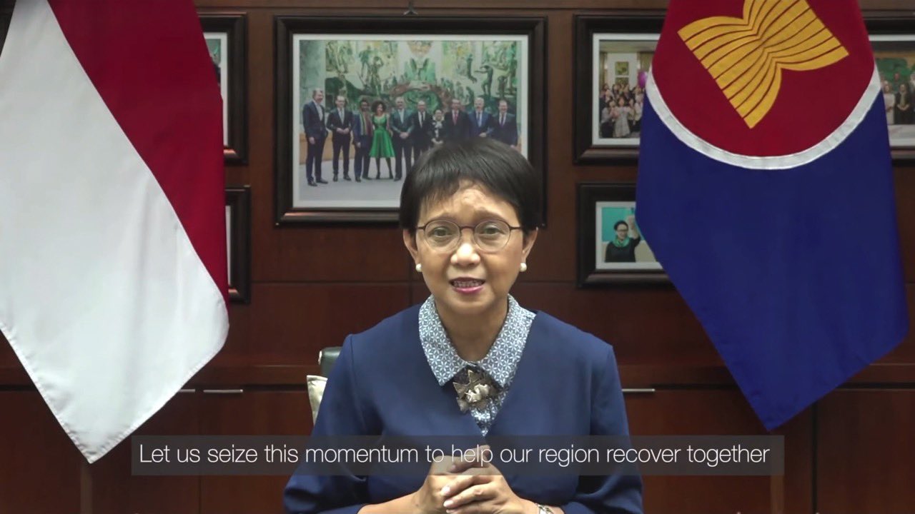 Menteri Luar Negeri Republik Indonesia On Twitter Today Asean Turns 54 Over The Years Asean Has Encountered Challenges That Test Our Strength And Courage Yet Asean Has Persevered And Continues To Contribute