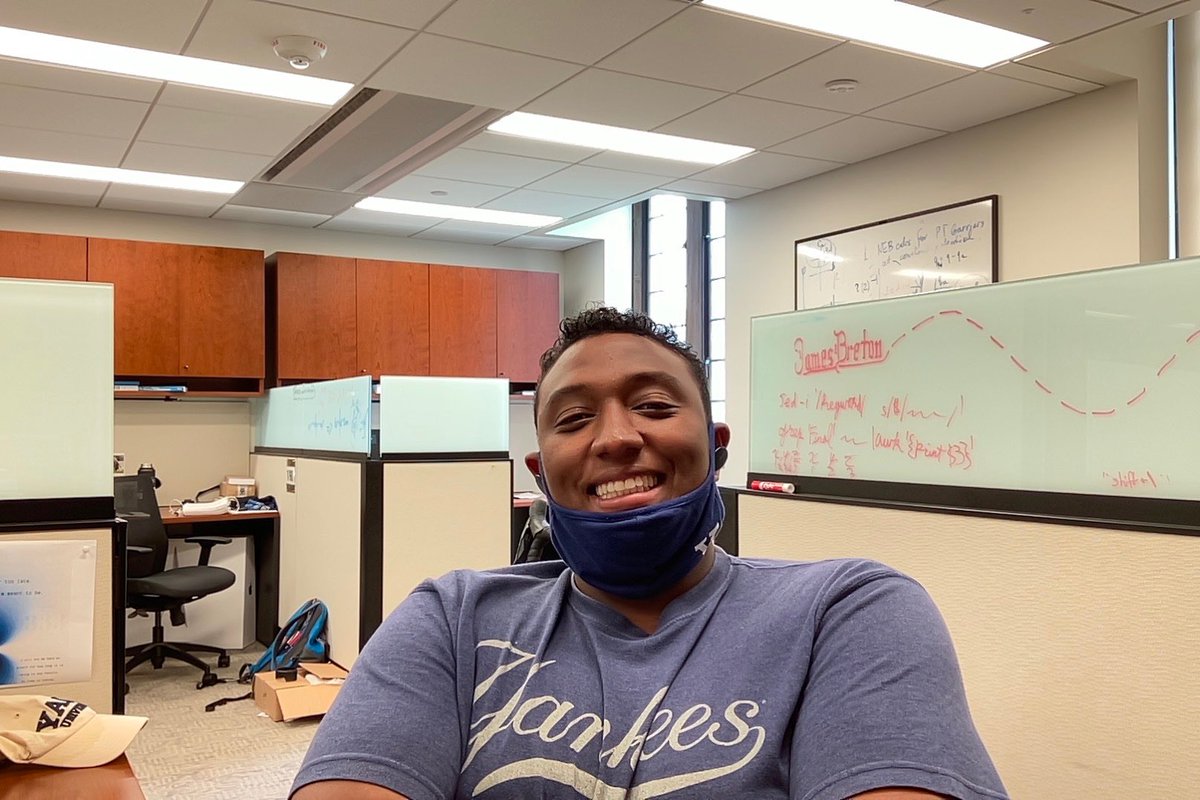 So hyped that it’s #BlackChemistsWeek2021! I’m a rising 2nd yr PhD <a href="/YaleChem/">Yale Chemistry</a>. My sets are #BlackInChem, #BlackInPhysChem,#BlackInCompChem,#BlackInExpChem. Don’t do much wet lab chemistry, so here’s a pic of my office where I run my calculations #BlackInChemRollCall.