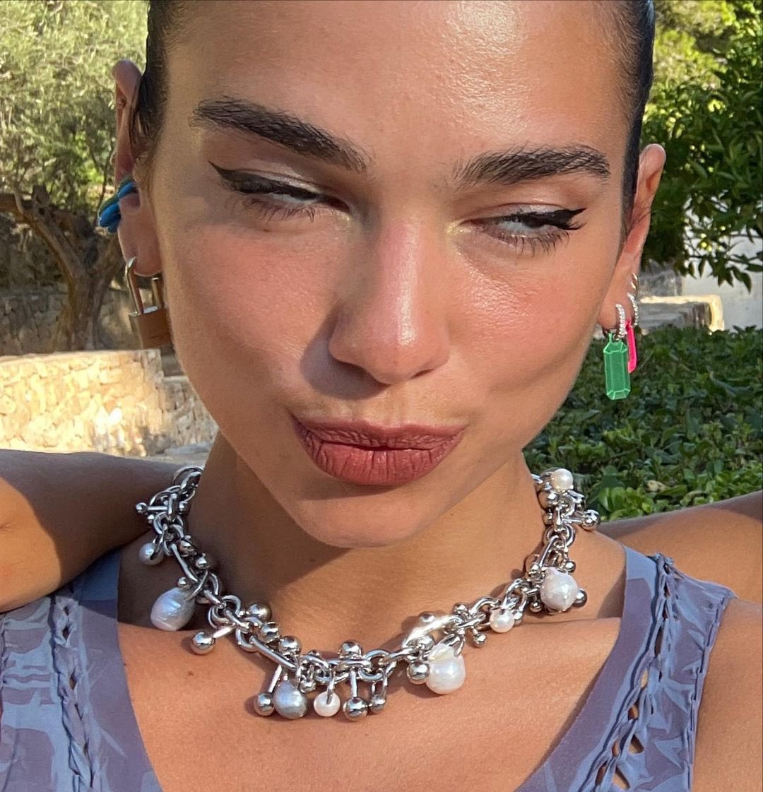 DUALIPA tweet picture