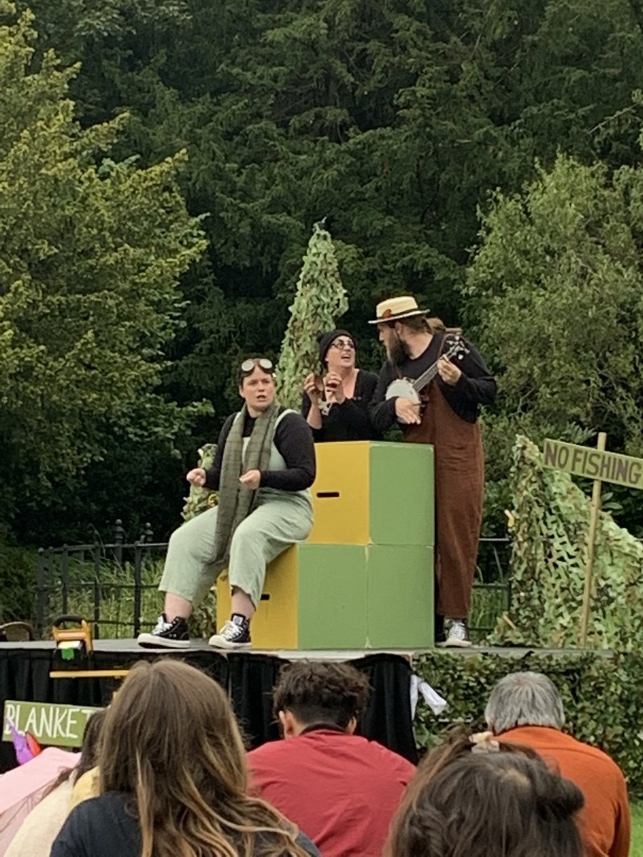 MaryannOBrien's tweet image. Had the ABSOLUTE JOY of seeing #WindInTheWillows @ThePantaloons last week! Plenty more venues to catch this fabulous adaptation and brilliant cast! #ProudFriendAlert @al3xr1vers @emilybeachuk @TimPhelps_ @mhaywired