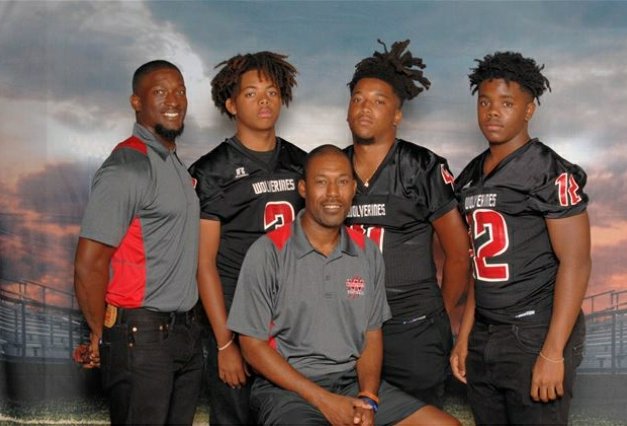 Westside Wolverines Football (@dawestboyz) on Twitter photo Great Media Day experience for <a href="/DaWestBoyz/">Westside Wolverines Football</a> ! Thanks <a href="/BakersSports/">Baker's Sports</a>
#BuiltNotBorrowed Great Media Day experience for <a href="/DaWestBoyz/">Westside Wolverines Football</a> ! Thanks <a href="/BakersSports/">Baker's Sports</a>
#BuiltNotBorrowed