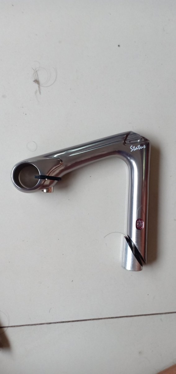 DaganganB's tweet photo. 3t status panjang 12,5,barang mulus. #fnfjb https://t.co/yPbqixaNXk