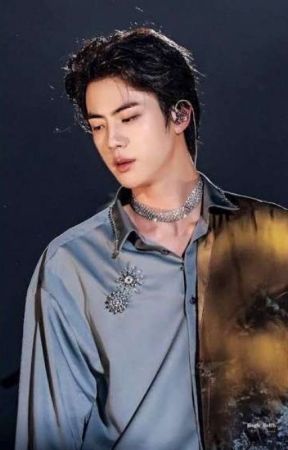 bts_fandoms7's tweet photo. CONGRATULATIONS JIN
#72ndEpiphanyByJin 
#방탄소년단진 #BTSJIN #JIN 
@BTS_twt https://t.co/qWRx1FGAuP