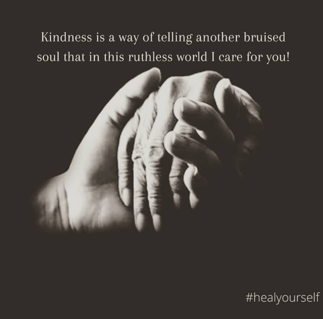 Sunita_Says_'s tweet photo. Ah, Kindness. What a simple way to tell another struggling soul that there is love to be found in the world...!!! #AlisonMalee #BeKind #Kindness #SundayMotivation #JoyTrain #empathy #GoldenHearts #love #ThinkBIGSundayWithMarsha @gary_hensel https://t.co/tqxfyIgOHH