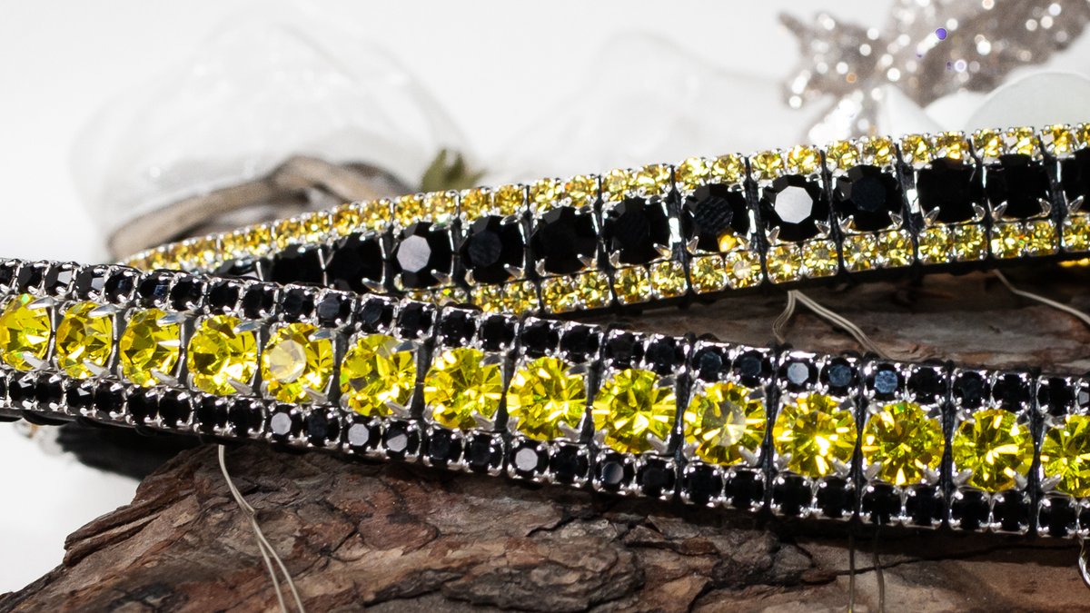 Bee happy Sunday with these beautiful sparkly black &amp; yellow 3 row crystal #blingbrowbands. #Handmade on hand stitched English Sedgwick leather and luxury #Preciosa crystals for you #horse. #dressage #showjuming #horseshows #horsehour #ponyhour #smallbusiness #equestrian #dressur