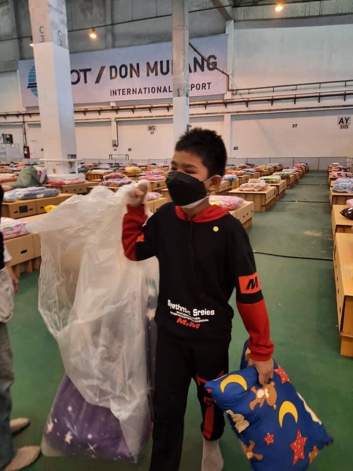 อนาคตของชาติ จากจุดเล็กๆ ที่จุดประกายในใจ จะกลายเป็นทัศนคติที่ดี มีจิตสาธารณะ ทำเพื่อส่วนรวม เมื่อบ่มเพาะในดวงใจน้อยๆเหล่านี้ จะกลายเป็นพลังบวกในอนาคต เราสามารถฝากบ้านเมืองไว้ให้กับอนาคตของชาติตัวน้อยๆเหล่านี้ได้อย่างวางใจ เพราะเบ้าหลอมที่ดี จักให้ผลงานที่ดีมีคุณภาพ #อนาคตของชาติ