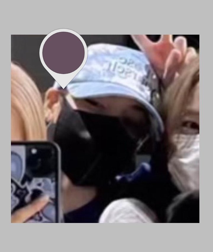zhichue's tweet photo. i’m telling you, blinks are next level detectives... https://t.co/9wsDtjKxuR