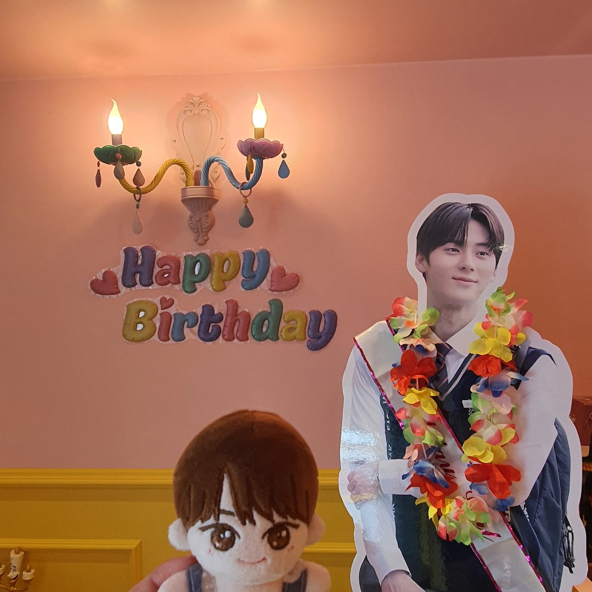 🄷🄰🄿🄿🅈 🄼🄸🄽🄷🅈🅄🄽 🄳🄰🅈

사랑하는 
우리 민현이형아 HBD🎂🎉
세상 가장 행복한 8월 9일이 되길
황꼬미가 바라요🦊💛