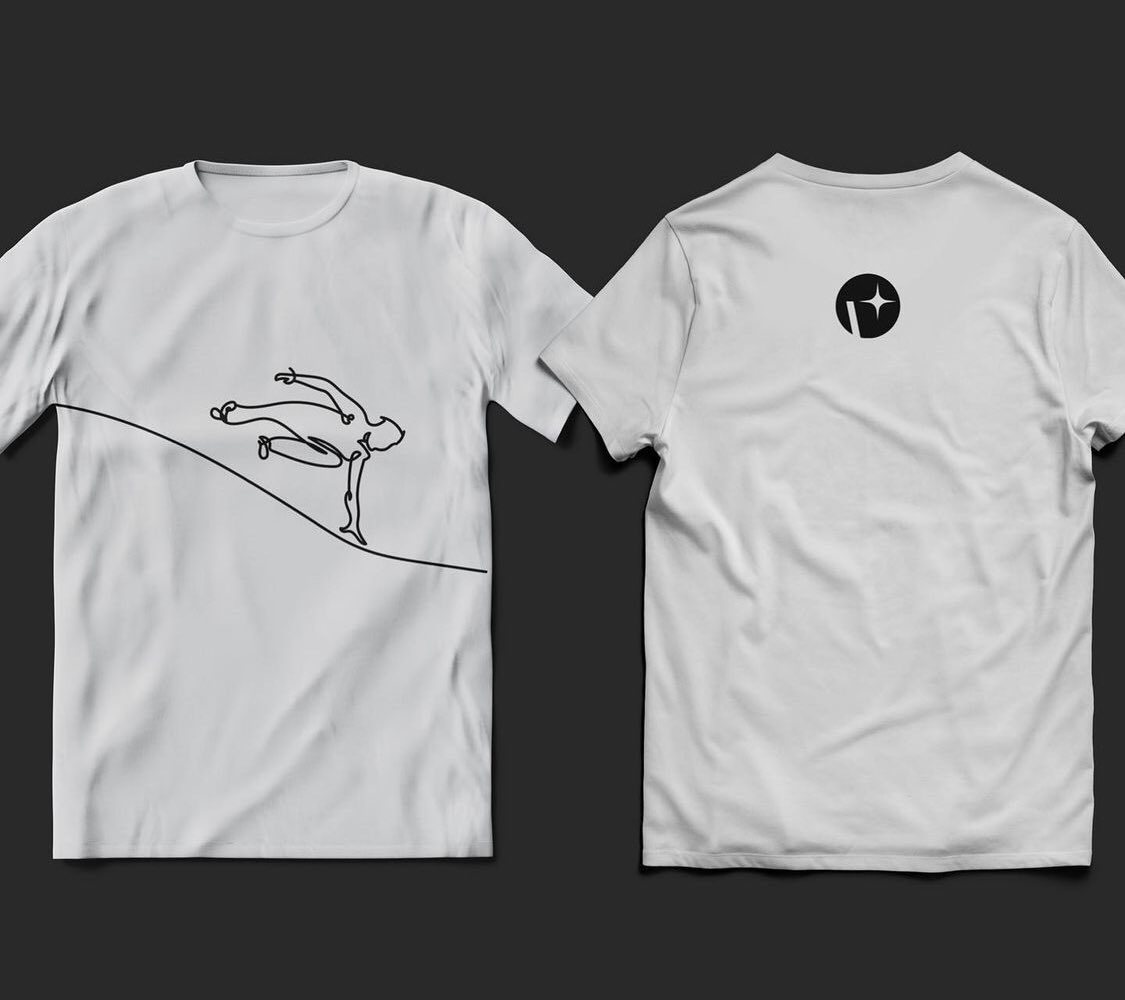 wallrunnerz's tweet image. We’ve just opened our store! The proceeds from your purchase help us provide free classes for girls to learn parkour and martial arts in both of our academies. wallrunners.teemill.com 

#gazaparkour #pkgaza #parkour #freerunning #freedom #wallrunners #gaza #palestine  #باركور