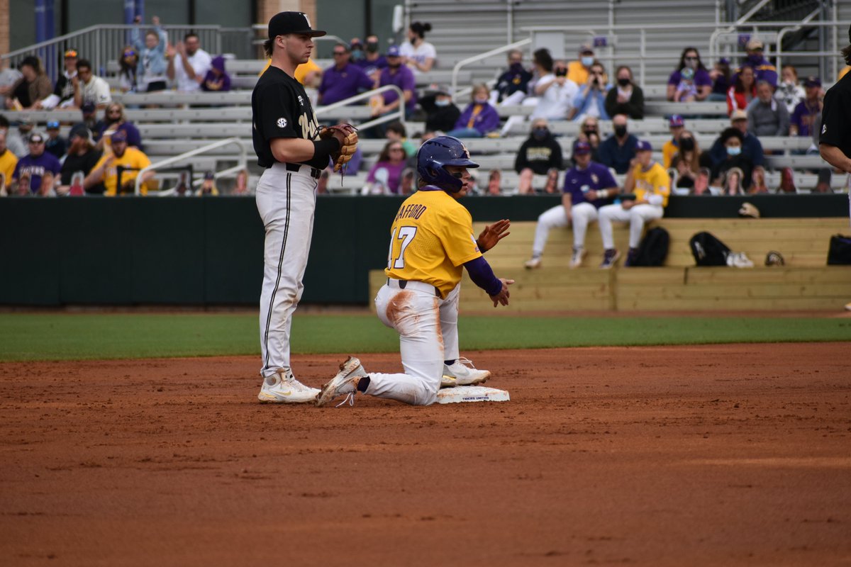 AlexattheBox's tweet image. Here are week 37's Photos.
#LSU #Baseball
@gavin_dugas04