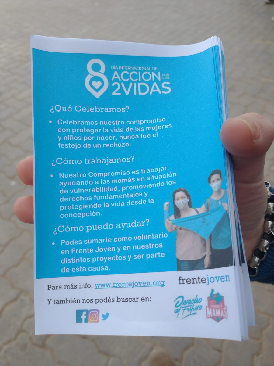 unidadprovida's tweet photo. Frente Joven Mendoza instaló un stand en el Parque General San Martín donde reparten folletos sobre el Día Internacional de Acción x las 2 Vidas y promueven las iniciativas que se llevan adelante para proteger la vida de la mujer y el hijo x nacer #8ASeguimosEnAccion https://t.co/G2DUaSyr3v