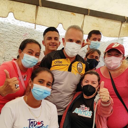 #8Ago Me siento orgulloso de haber nacido en Táchira. Somos ejemplo de civismo ante el pueblo de Venezuela y el mundo. 

#EnTáchiraGanaBernal 

Gana Bernal y Gana el pueblo del Táchira.