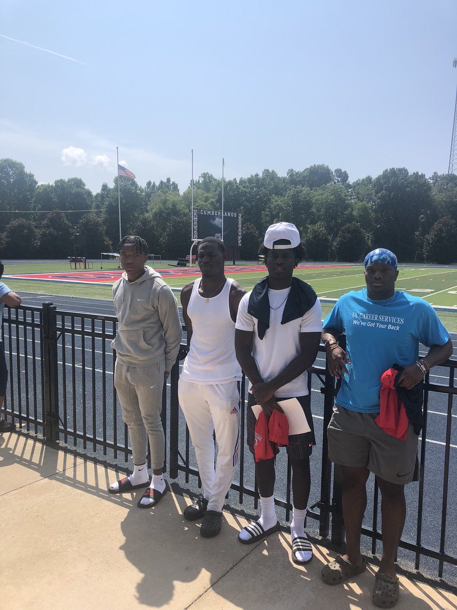 My Guy’s got there locker and numbers. Now time to move in!!!!!
#Patriots#TIGERSFORLIFE#Lions🦍🦍🦍🦍🦍