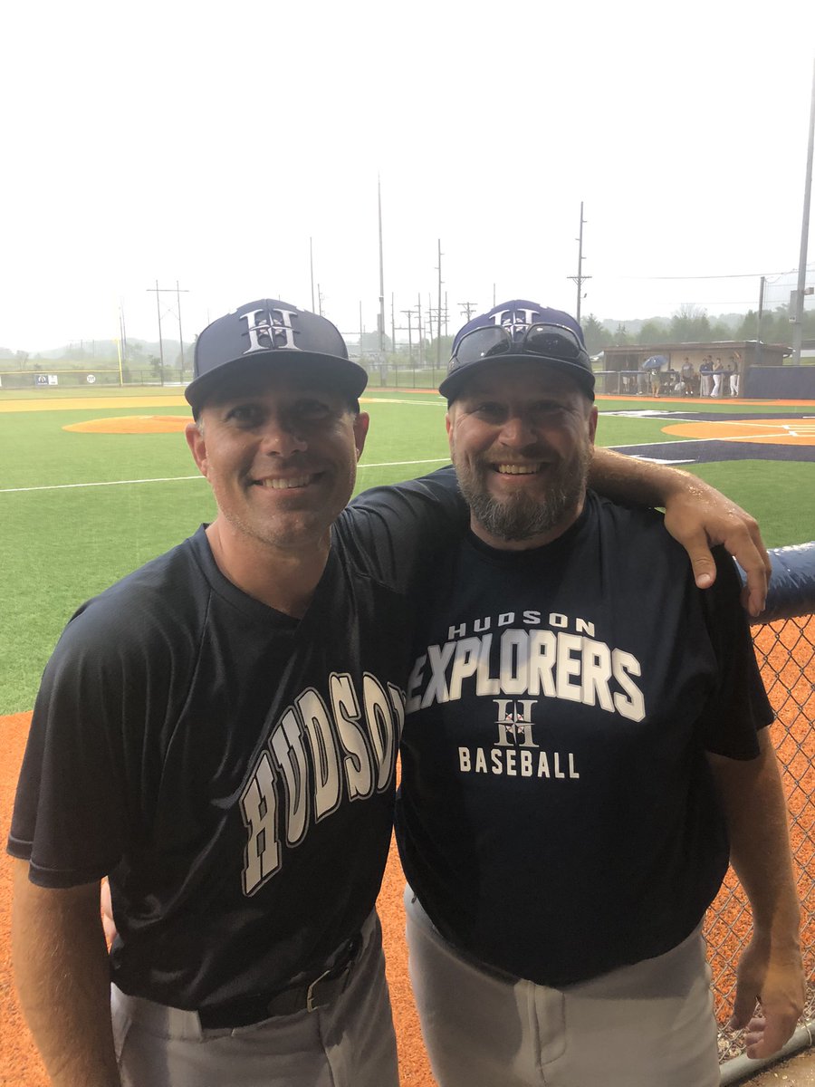 jstud1587's tweet photo. @Coach_Dice and @HudsonBaseball thanks for letting a couple old dudes crash the alumni game! #97Team #OldDudes https://t.co/tHmtpGYHSj
