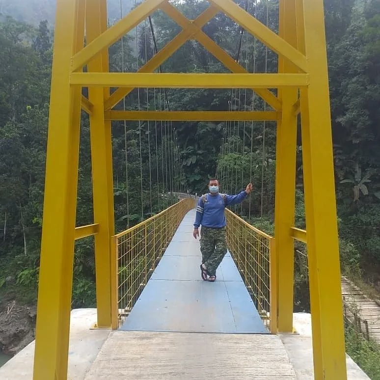 RelawanKampung's tweet photo. Alhamdulillah, memasuki usia 7 bulan Jembatan Gantung Curug Bandung donasi PT Chandra Asri di Cikotok Lebak, Banten. #JembatanChandraAsri #1000JembatanUntukNegeri #RelawanKampung https://t.co/qM7JM08oiI