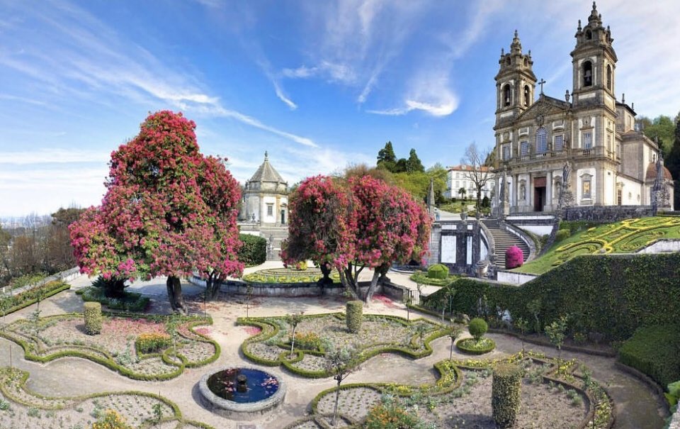 Infinitebyab's tweet photo. Bom Dia Alegria. Good Morning.
📷Braga - Minho🇵🇹 #braga #minho #minhoportugal #visitportugal #livinginportugal #movingtoportugal #happysunday #happyfunday #felizdomingo #bomdiaalegria #infinitesolutionsbyab #goodmorning #bomdia #realpeoplerealliferealestate https://t.co/Zd8CAZnAnI